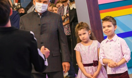 Рустам Минниханов назвал любимые мультфильмы и рассказал, что он попросил бы у "золотой рыбки"