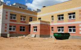 Комиссия Госсовета проверила ход строительства трёх детских садов в Казани