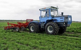 На посевную кампанию в Татарстане выведут 11 тыс. тракторов