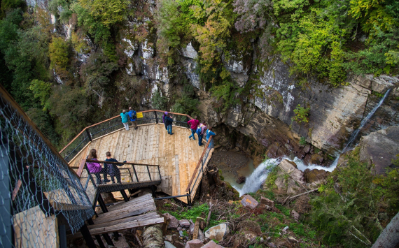 На «Роза Хутор» открылся Парк водопадов «Менделиха»