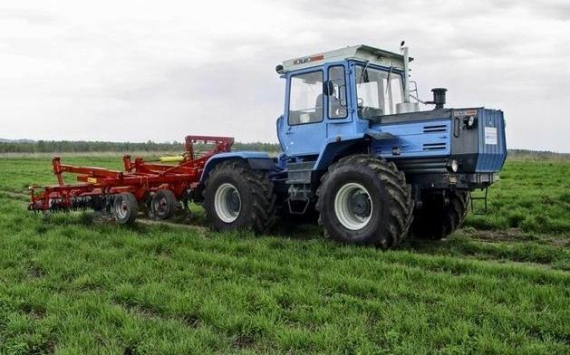 На посевную кампанию в Татарстане выведут 11 тыс. тракторов
