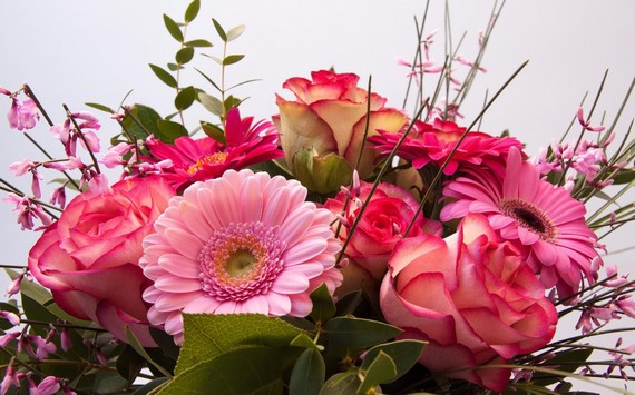 Доставка букетов из роз в Казани: качество, быстрота, профессионализм