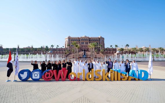 Минниханов посетил WorldSkills Abu Dhabi-2017